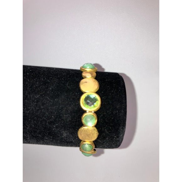 Gold-Tone and Pale Green Modern Stretch Bracelet! - Picture 5 of 8